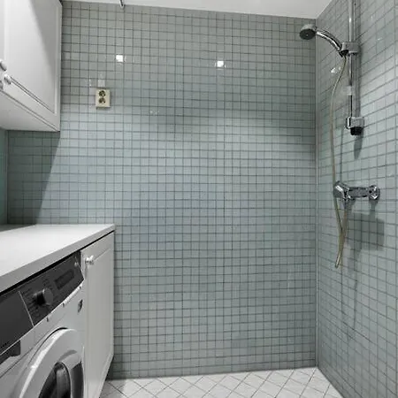 Lejlighed Large 41 Millions Kr - Seaview In Center *