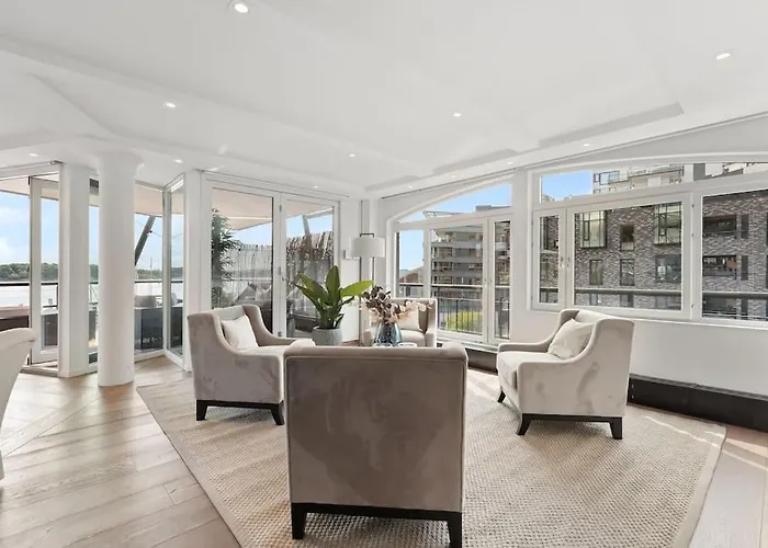 Large 41 Millions Kr - Seaview In Center * Oslo