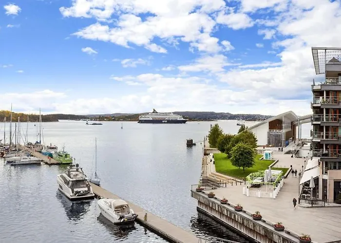 Large 41 Millions Kr - Seaview In Center * Oslo